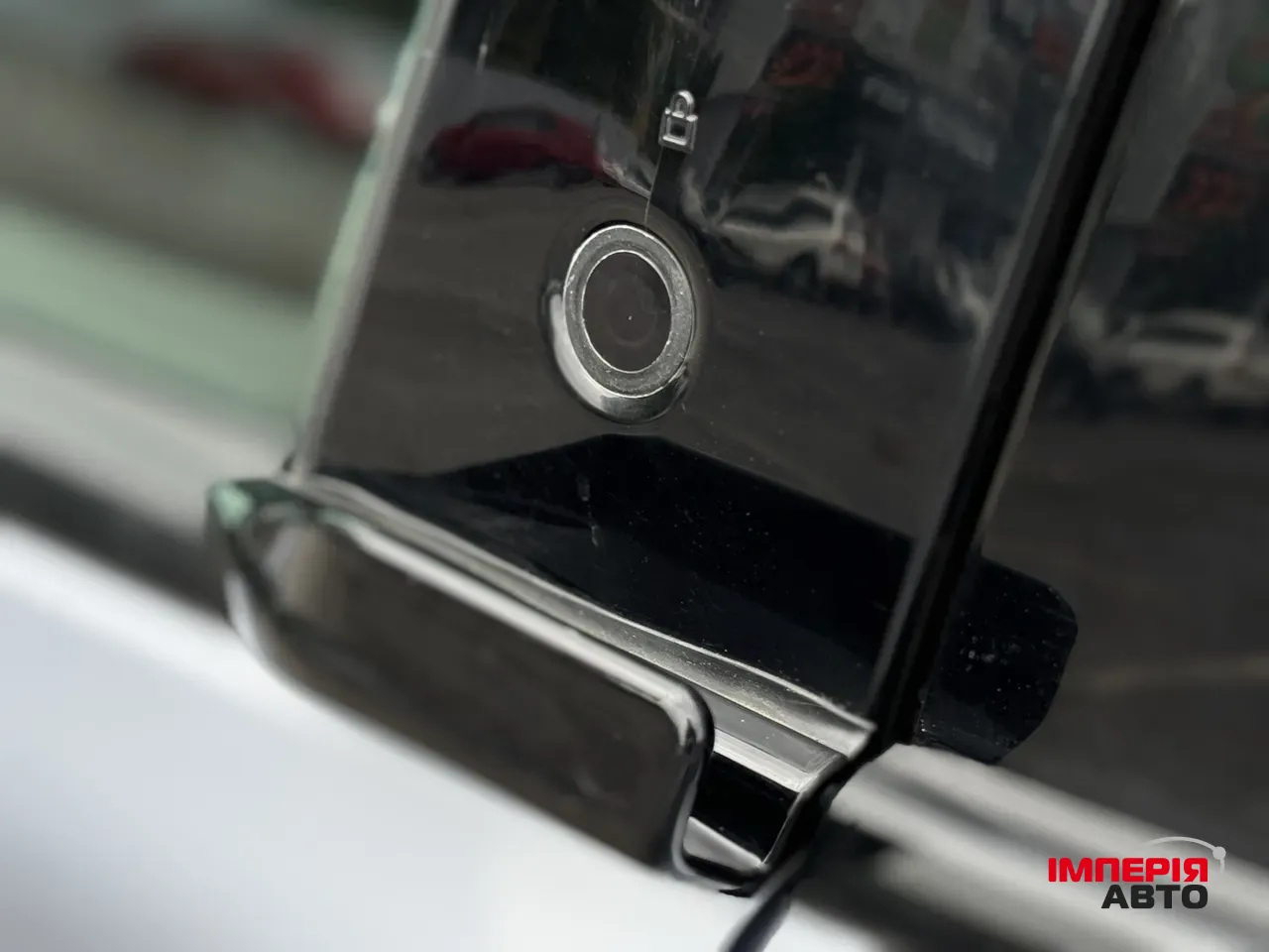 Ford Mustang Mach-E - фото 13