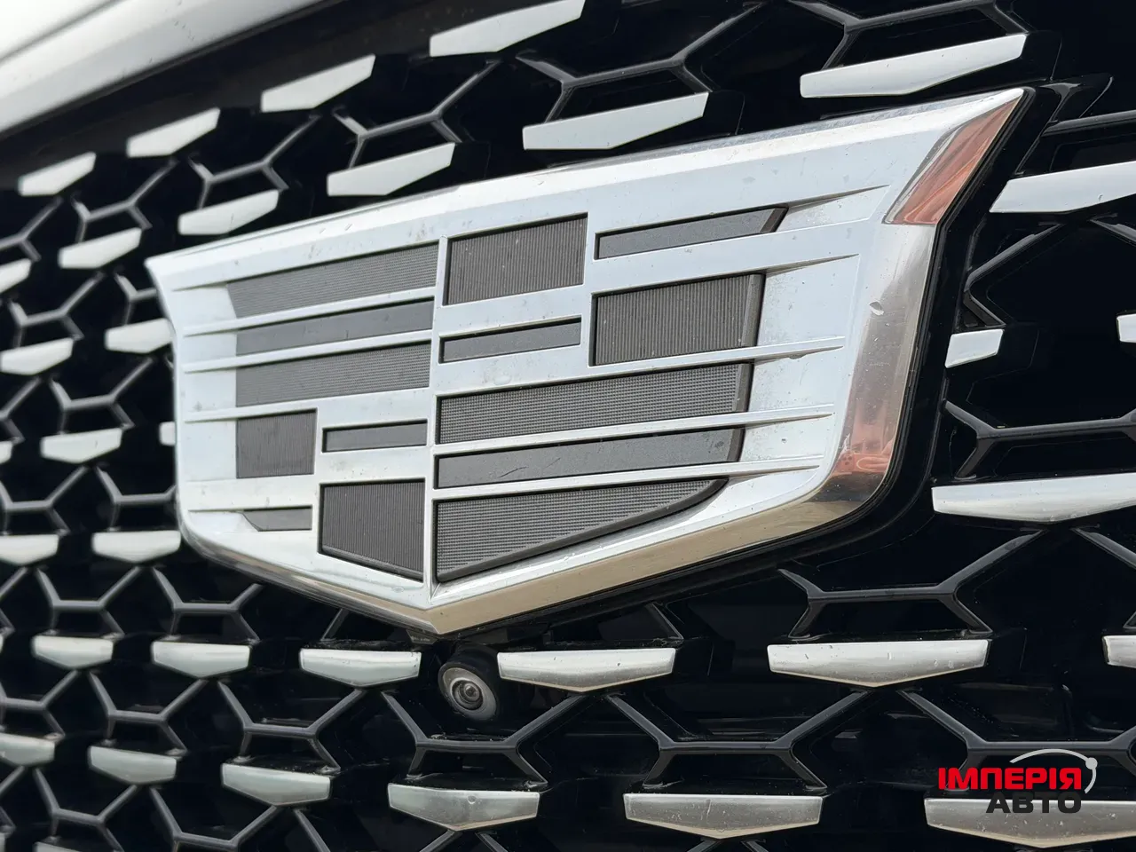 Cadillac Escalade - фото 10