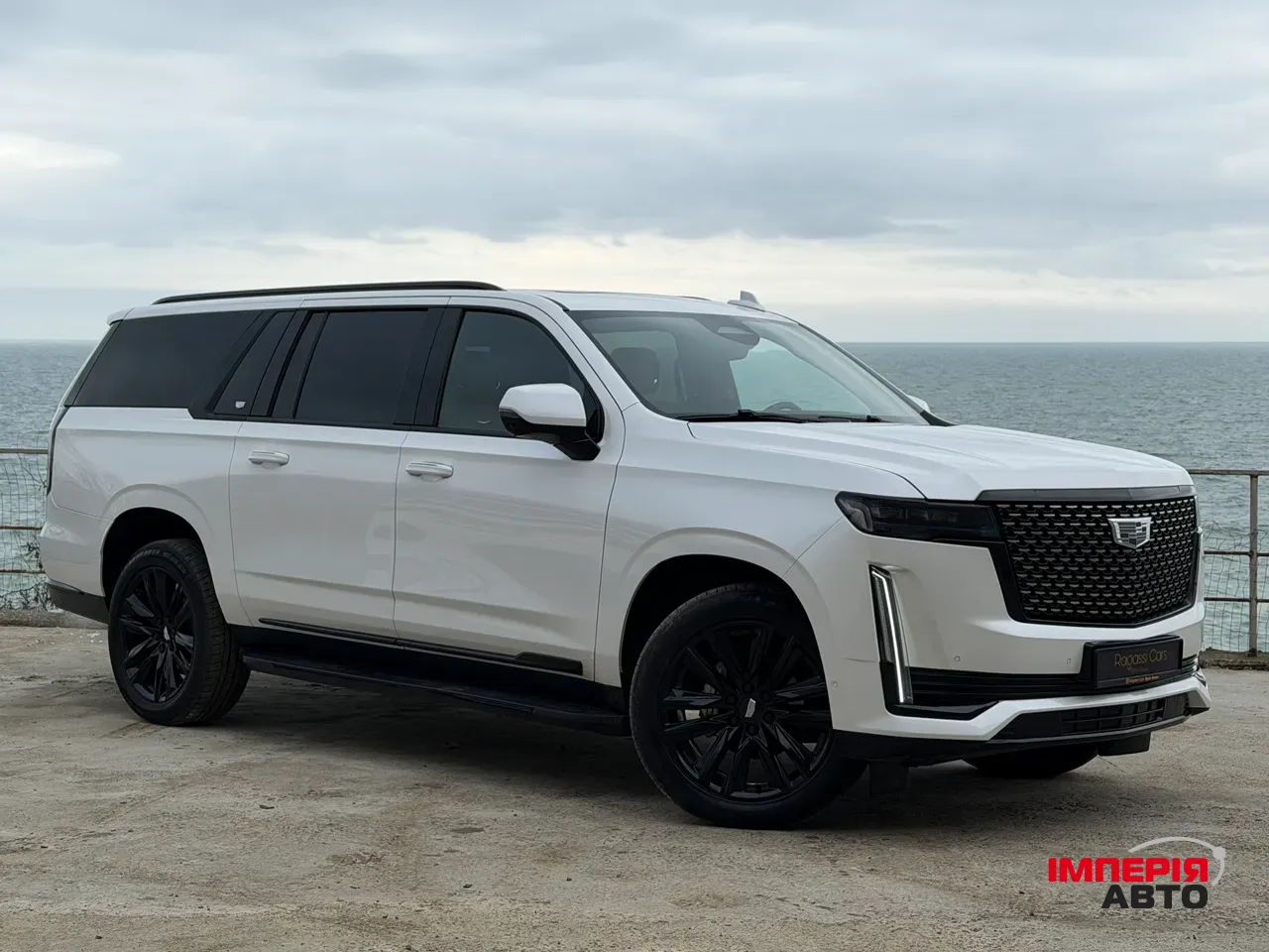 Cadillac Escalade - фото 3