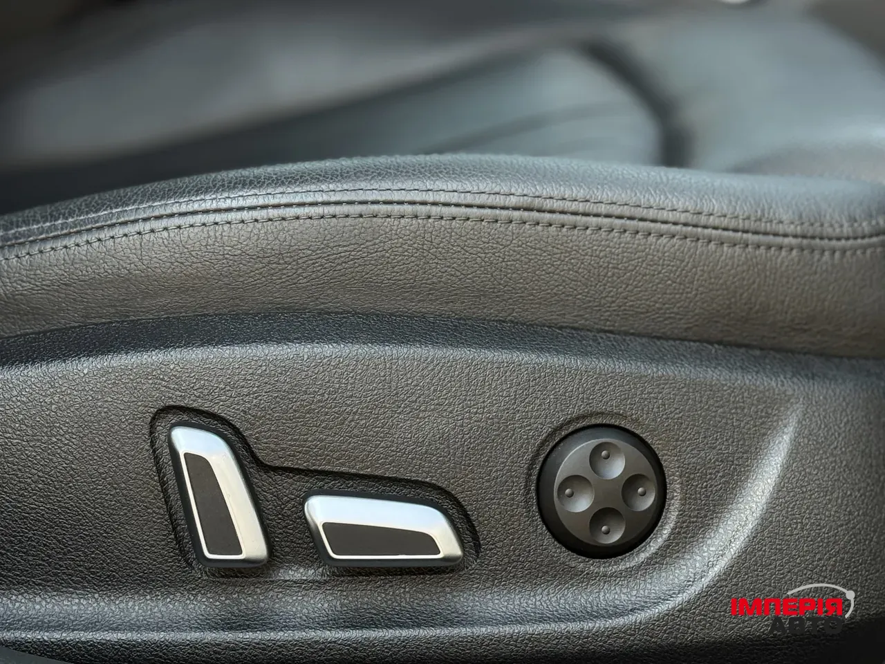 Audi A6 - фото 36