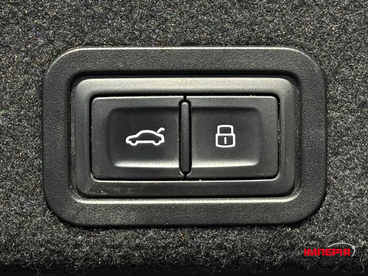 Audi A6 - фото 42