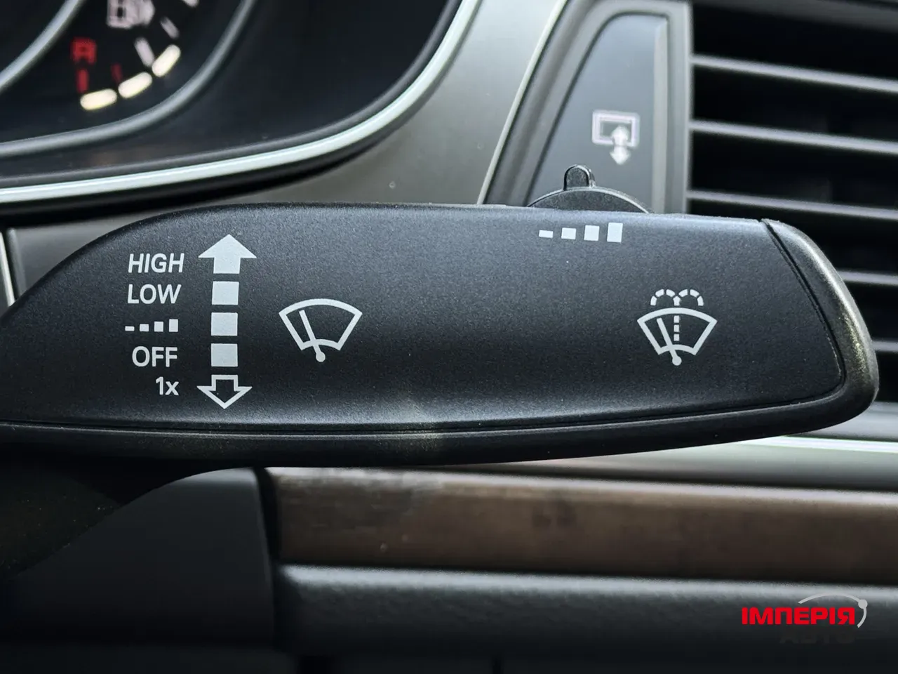 Audi A6 - фото 25