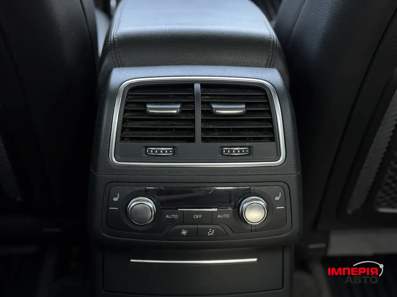 Audi A6 - фото 40