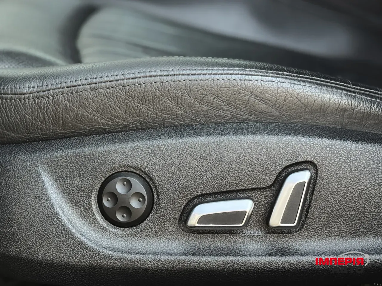 Audi A6 - фото 35