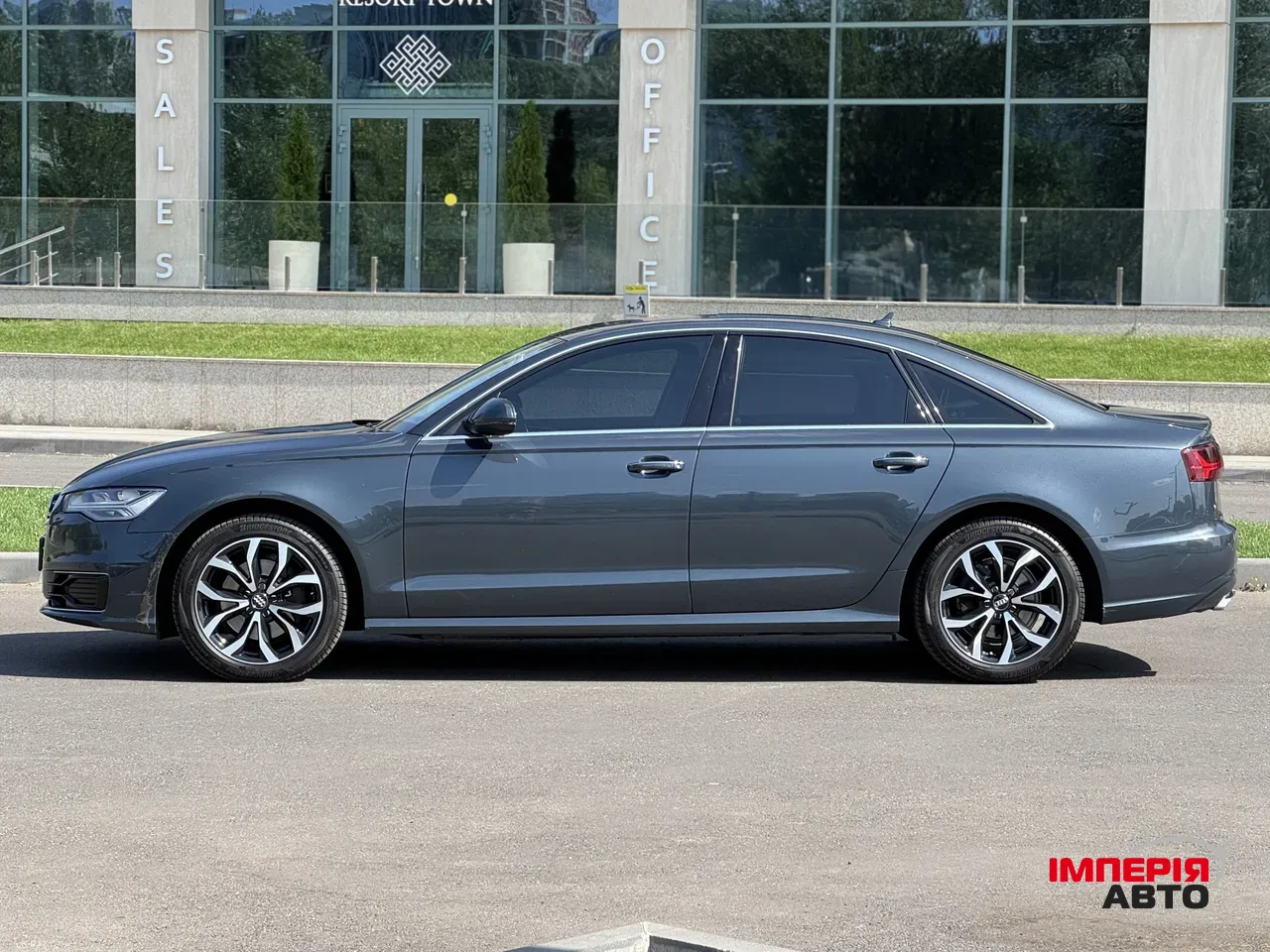 Audi A6 - фото 7