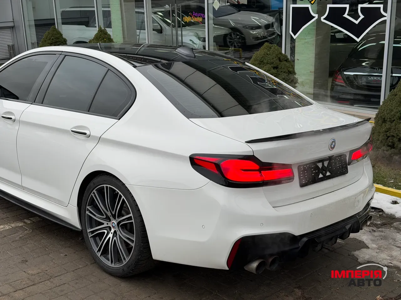 BMW 5 серії - фото 8