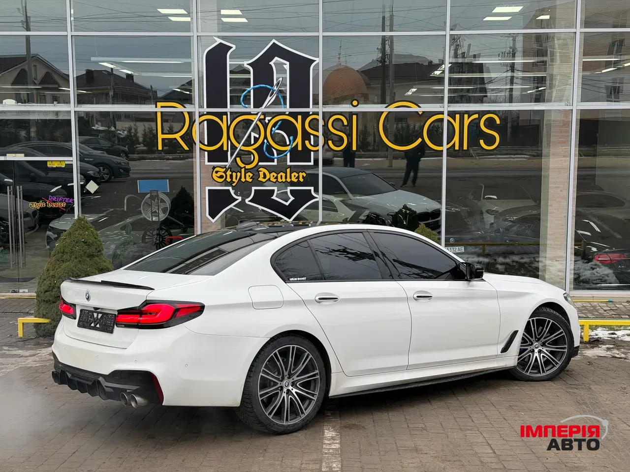 BMW 5 серії - фото 11