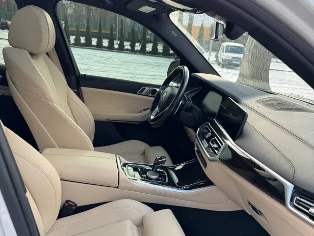 BMW X5 - фото 3