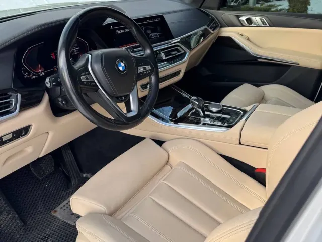 BMW X5 - фото 2