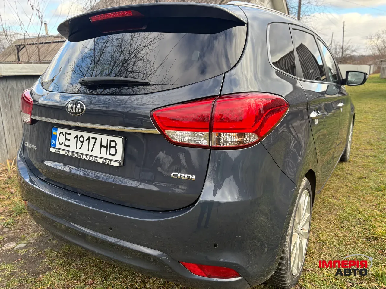 Kia Carens - фото 7