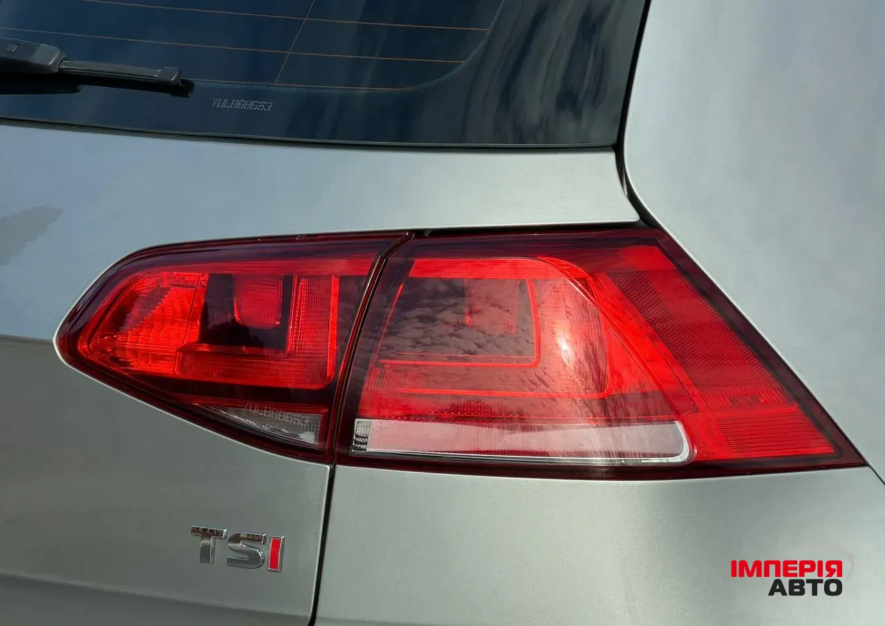 Volkswagen Golf - фото 10