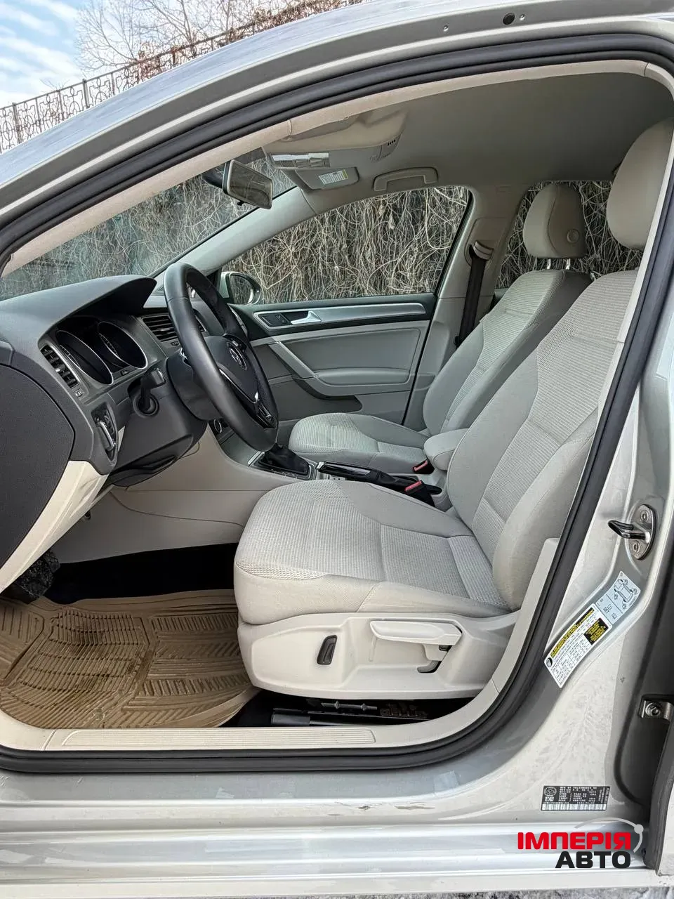 Volkswagen Golf - фото 25