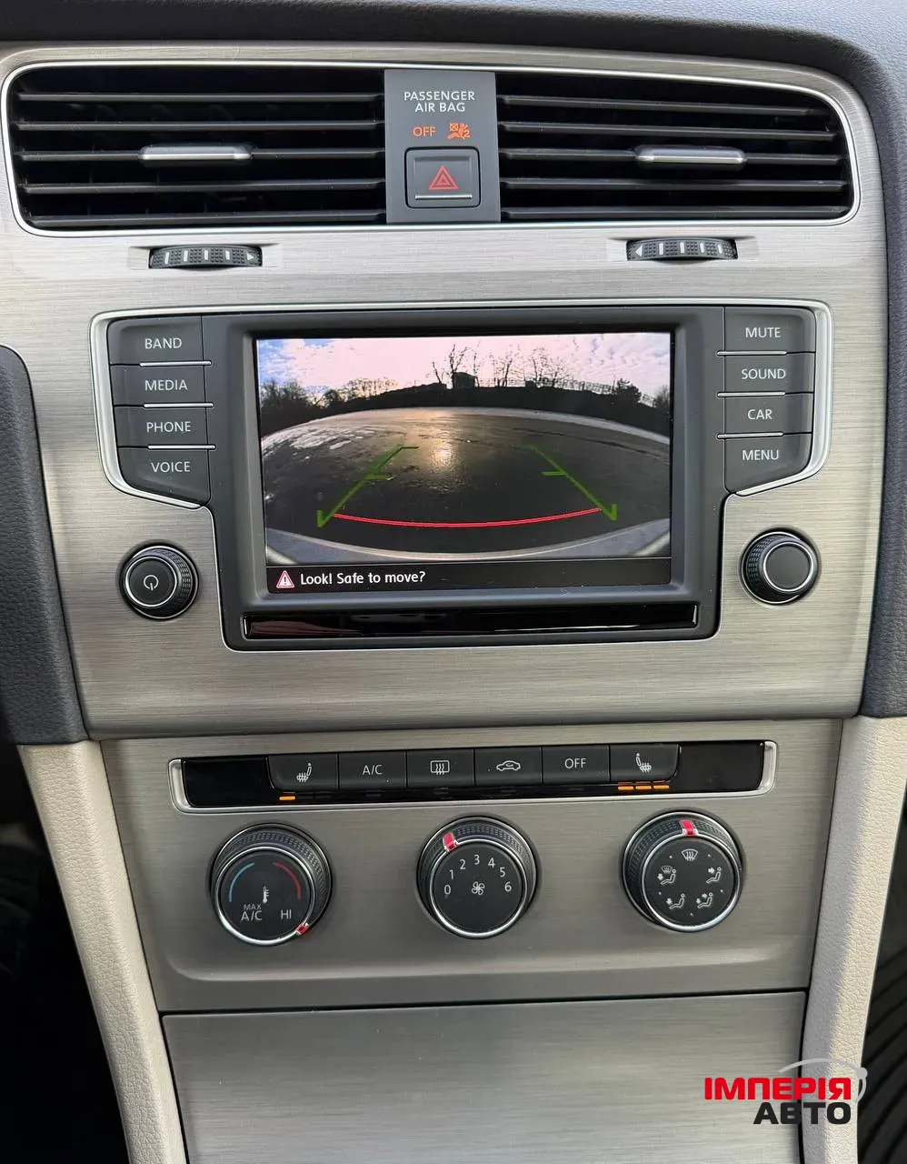 Volkswagen Golf - фото 24