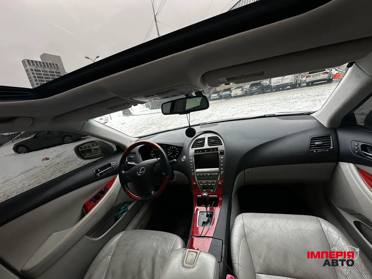 Lexus ES - фото 17