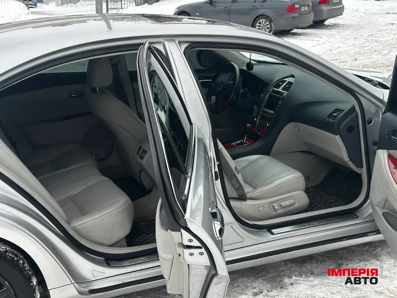 Lexus ES - фото 15