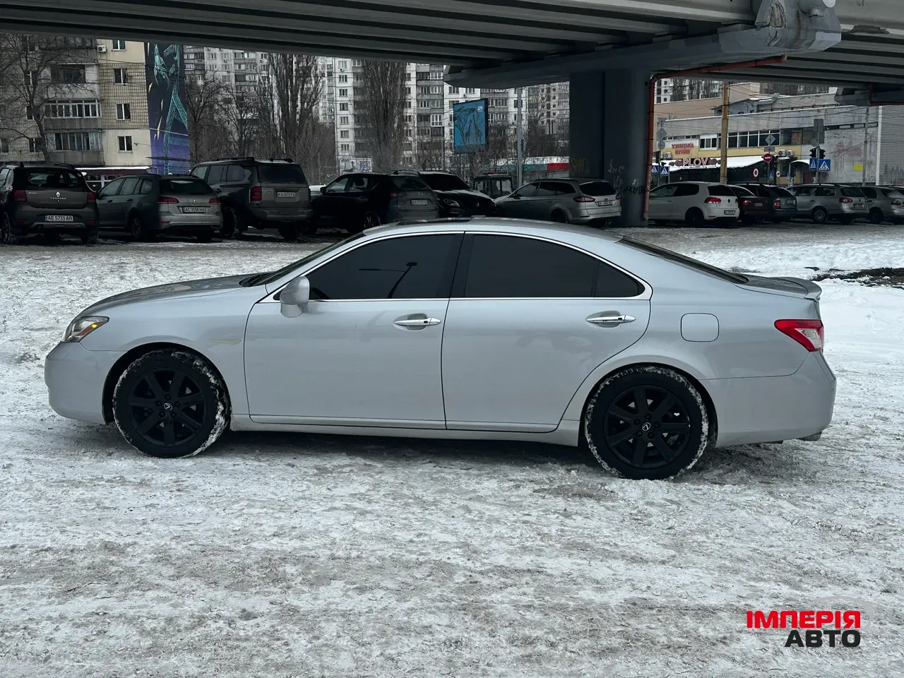 Lexus ES - фото 10