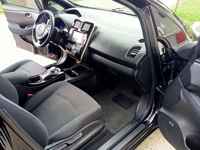 Nissan Leaf - фото 5