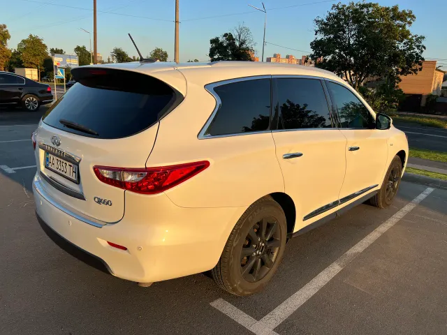 Infiniti QX60 - фото 4