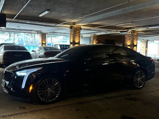 Cadillac CT6 - фото 1