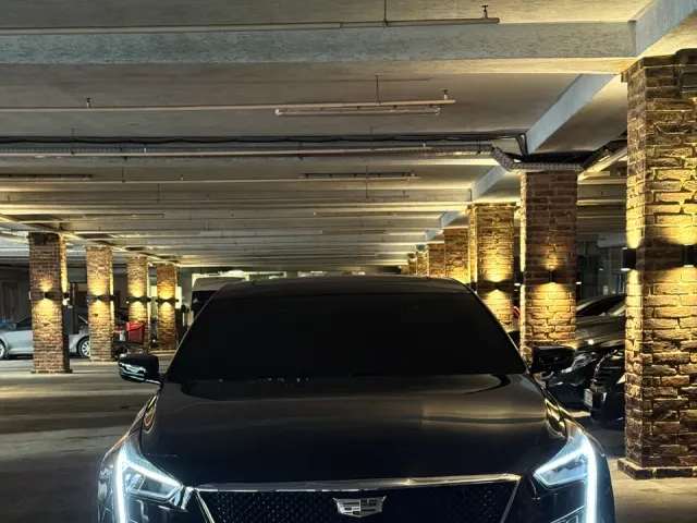 Cadillac CT6 - фото 2