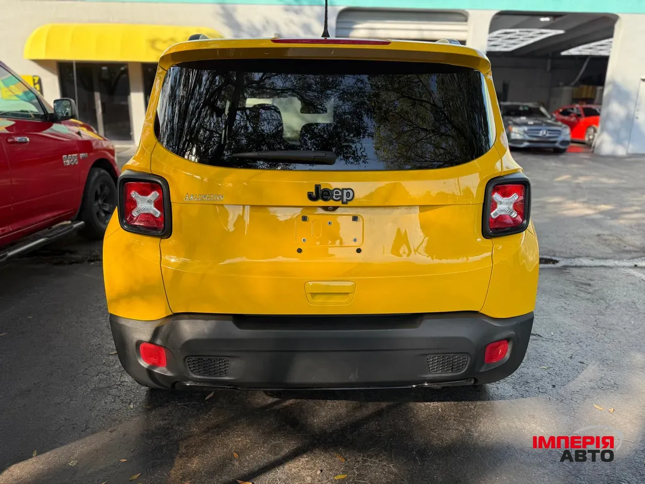 Jeep Renegade - фото 6