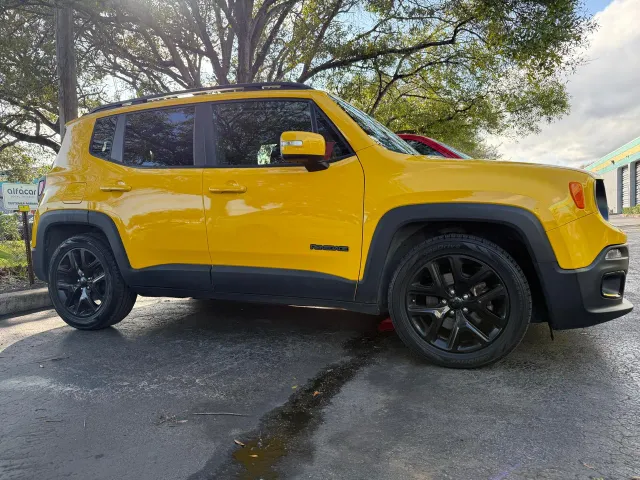 Jeep Renegade - фото 4