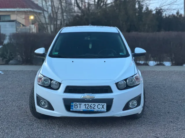 Chevrolet Sonic - фото 2