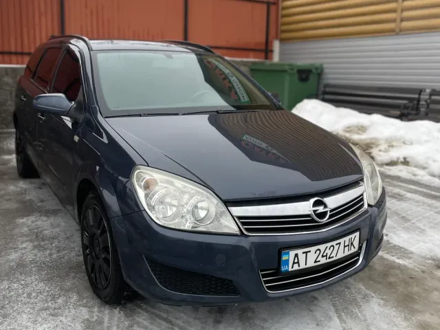 Opel Astra - фото 2