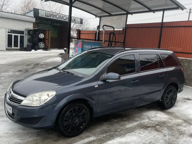 Opel Astra - фото 5