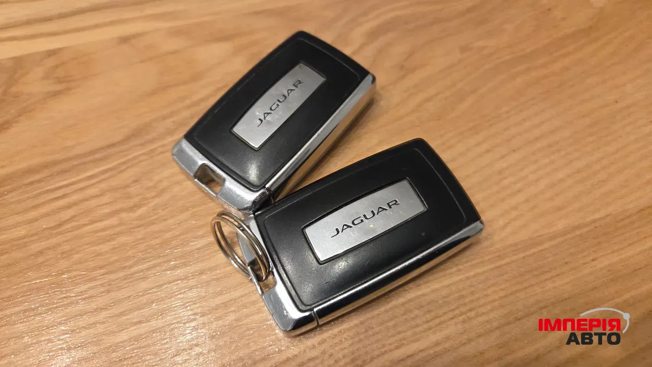 Jaguar I-Pace - фото 33