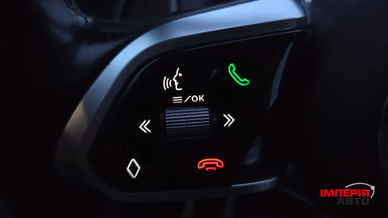 Jaguar I-Pace - фото 25