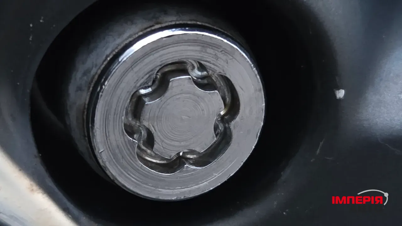 Jaguar I-Pace - фото 22