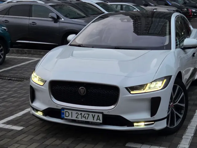 Jaguar I-Pace - фото 3