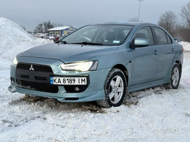 Mitsubishi Lancer - фото 2