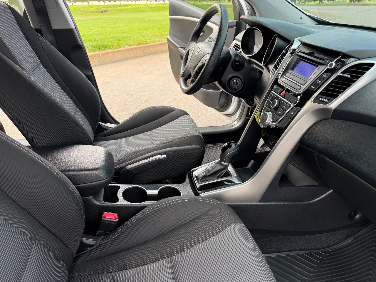 Hyundai i30 - фото 19