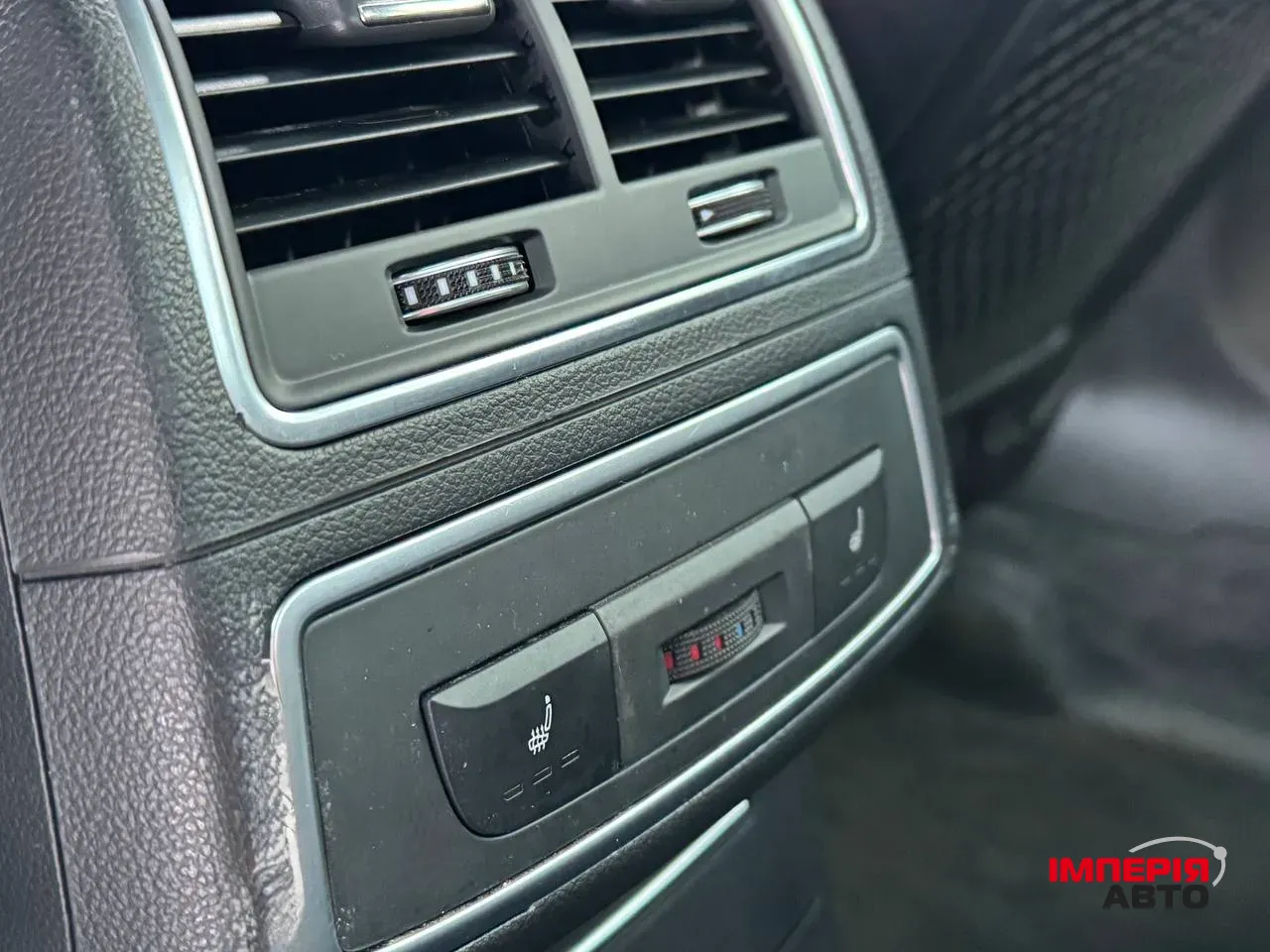 Audi A6 - фото 35