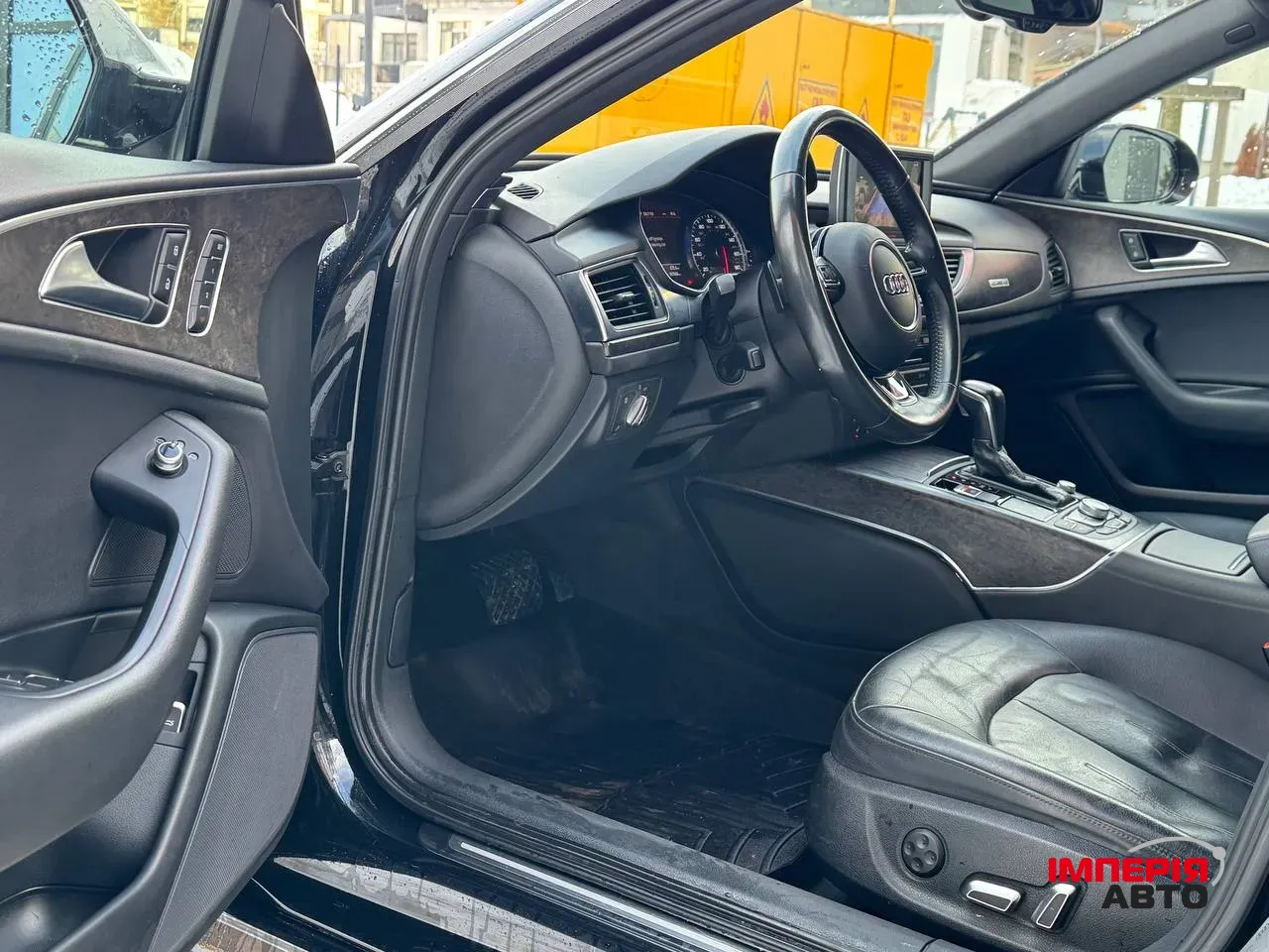 Audi A6 - фото 11