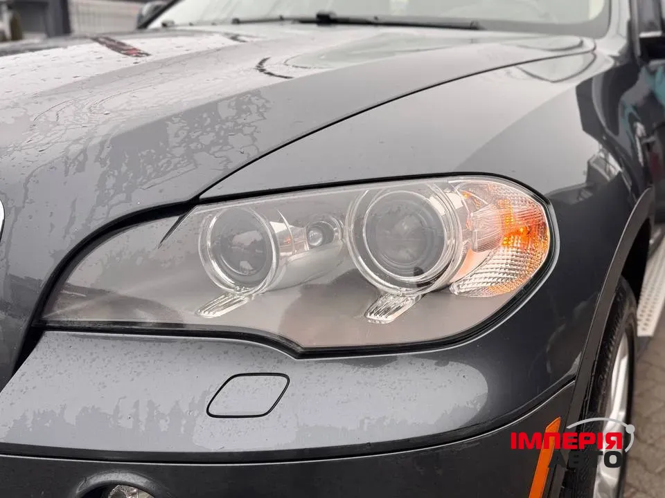 BMW X5 - фото 2