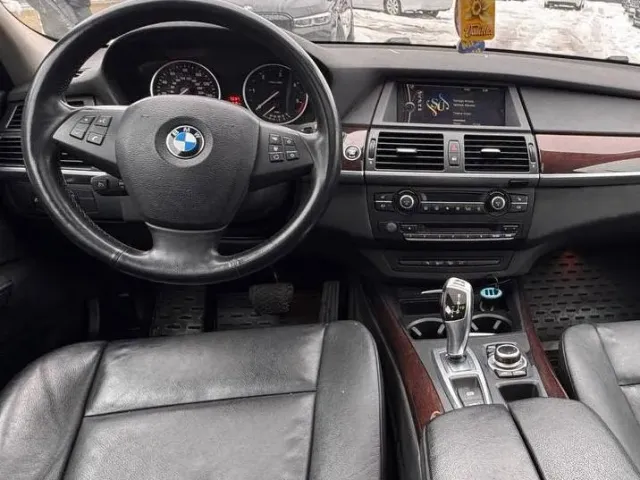 BMW X5 - фото 4
