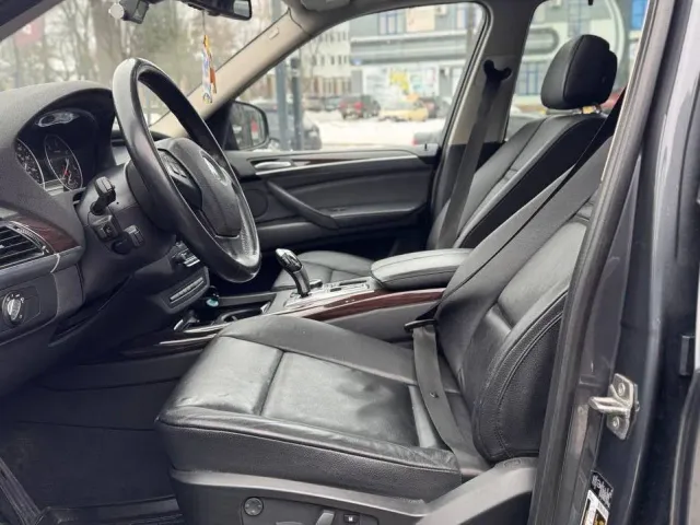 BMW X5 - фото 3