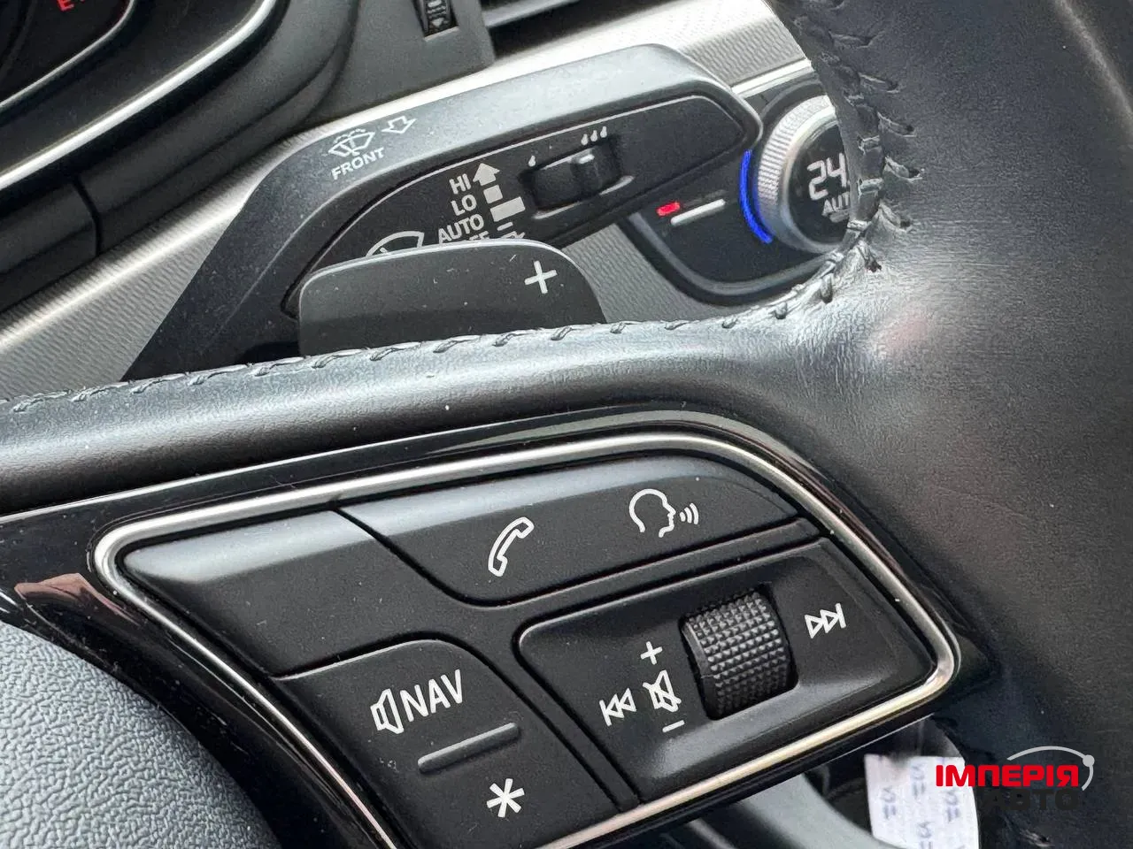 Audi A4 - фото 28