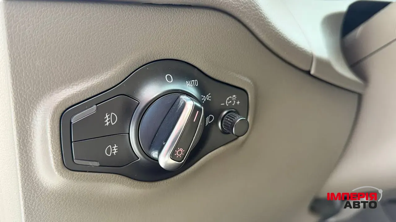 Audi Q5 - фото 18