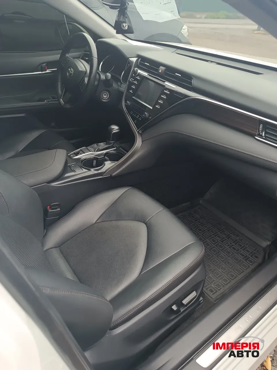 Toyota Camry - фото 12