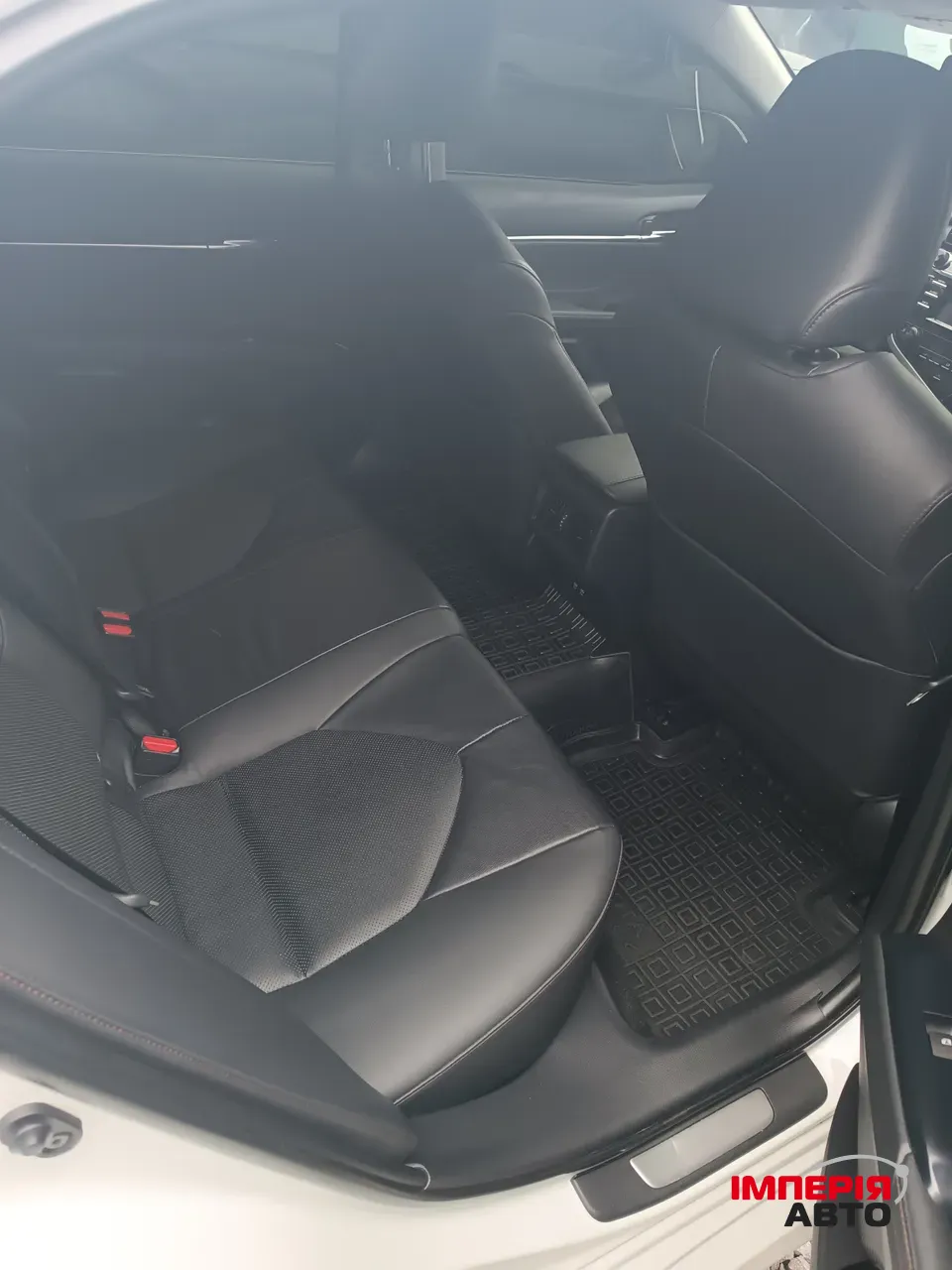 Toyota Camry - фото 13