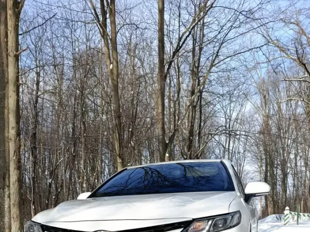 Toyota Camry - фото 5