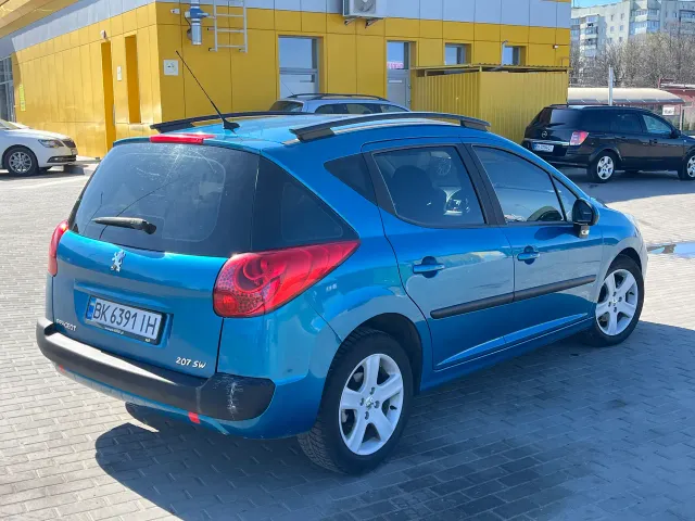 Peugeot 207 - фото 4