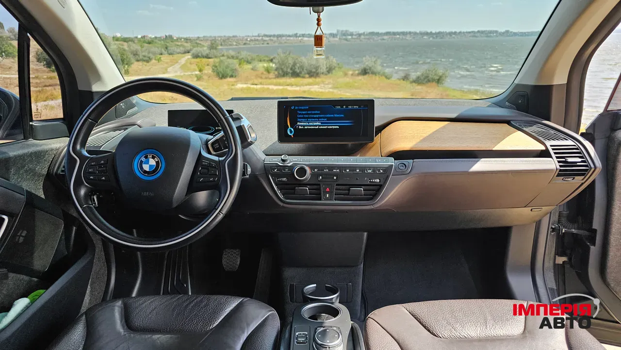 BMW i3 - фото 4
