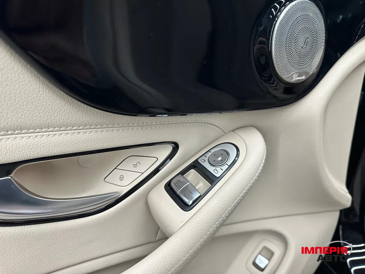 Mercedes-Benz C-Класс - фото 36