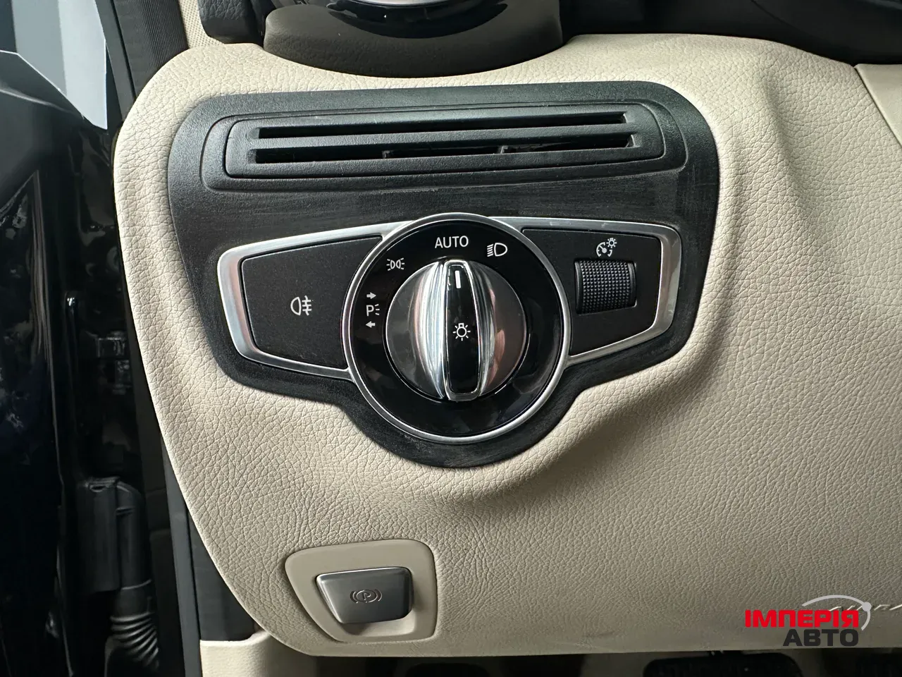 Mercedes-Benz C-Класс - фото 49