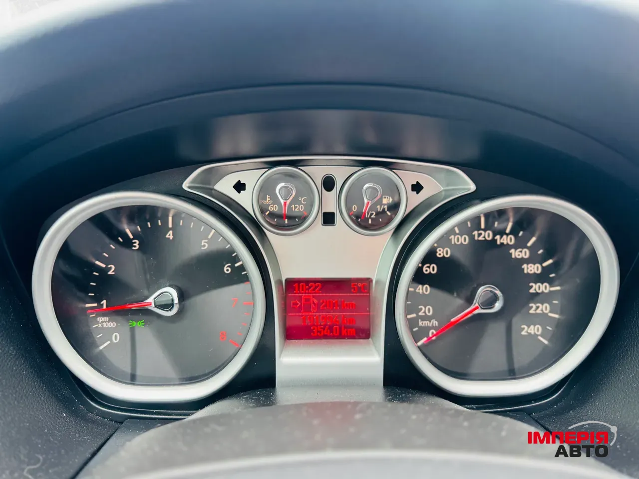 Ford Focus - фото 11